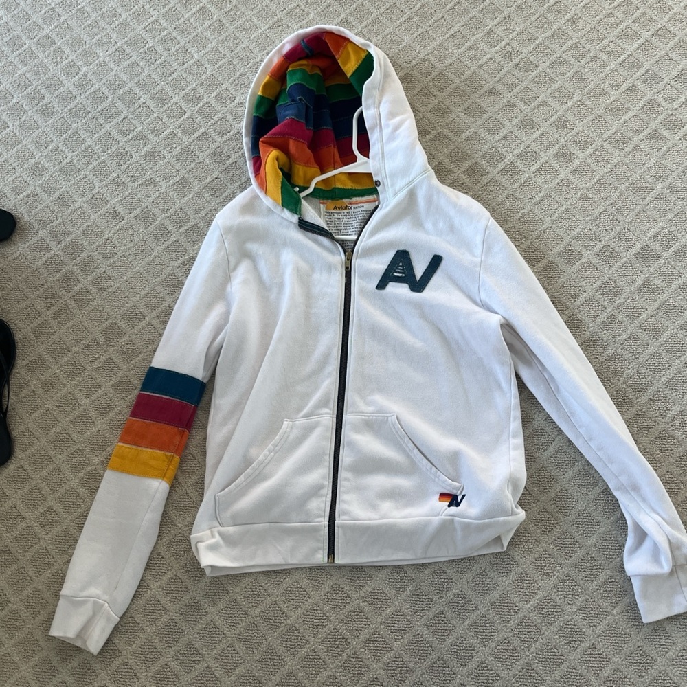 White Aviator Nation sweatshirt good condition super cute and cozy!